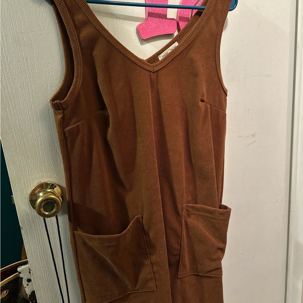 Moa Moa Brown Sleeveless V-Neck Sheath Mini Dress